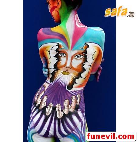Body painting lucu dan unik - Artikel Luarbiasa : Kumpulan Artikel Menarik